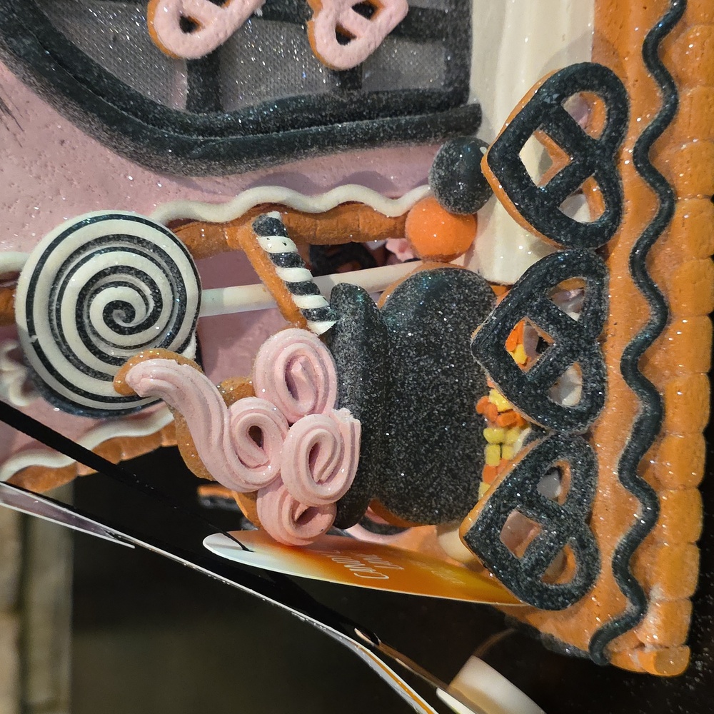 Viral Pink Halloween Gingerbread House Decor-NWT - Picture 4 of 11